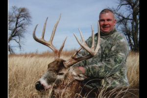 Whitetail Deer Hunts Colorado