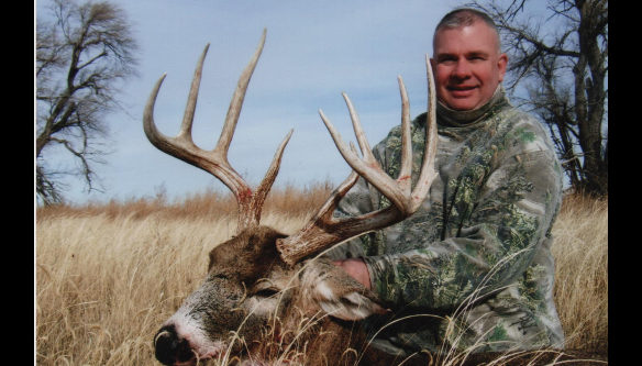 Whitetail Deer Hunts Colorado