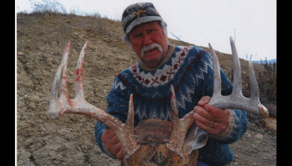 Whitetail Deer Hunts Colorado