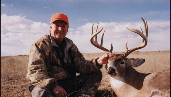 Whitetail Deer Hunts Colorado