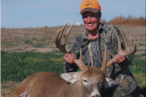 Whitetail Deer Hunts Colorado