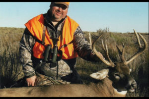 Whitetail Deer Hunts Colorado