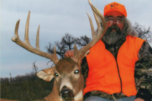 Whitetail Deer Hunts Colorado